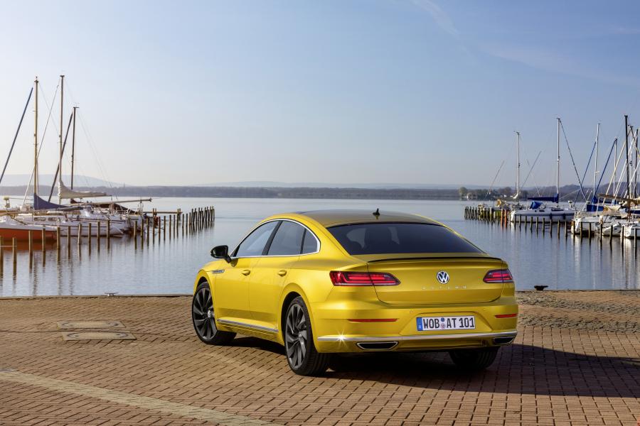  Volkswagen Arteon R-Line 2017 года  (WW) (фото 34 из 70)